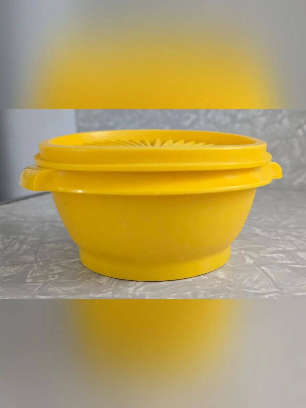 Vintage Tupperware Servalier Bowls Yellow Set Of 2 1323-8